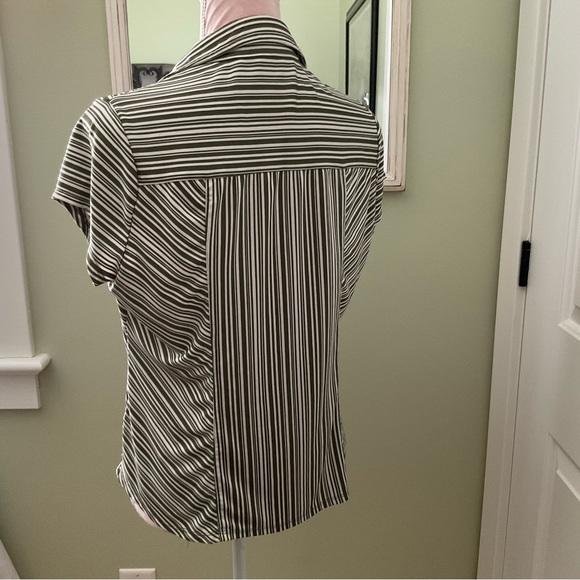 ROZ&ALI, GREEN AND WHITE STRIPED BLOUSE, SIZE L - Picture 3 of 9